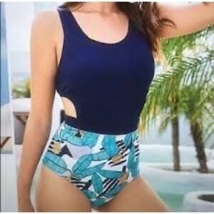 NWT Mollybell Swimsuit - S